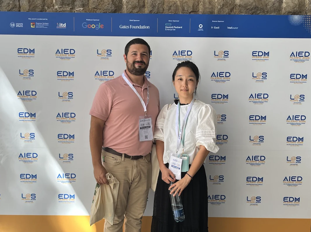 Dr. Botelho and Seiyon Lee at conference